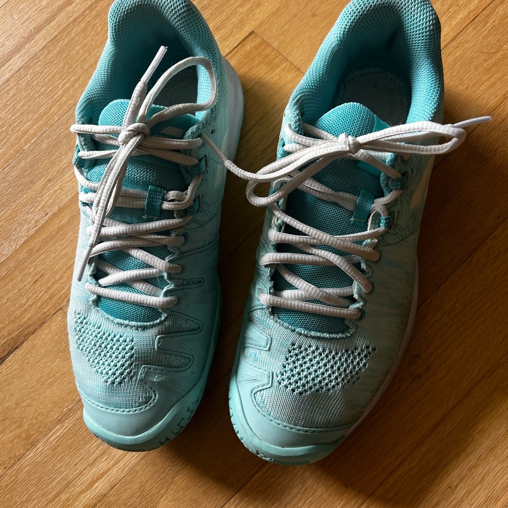 Women's Aqua Athletic Shoes